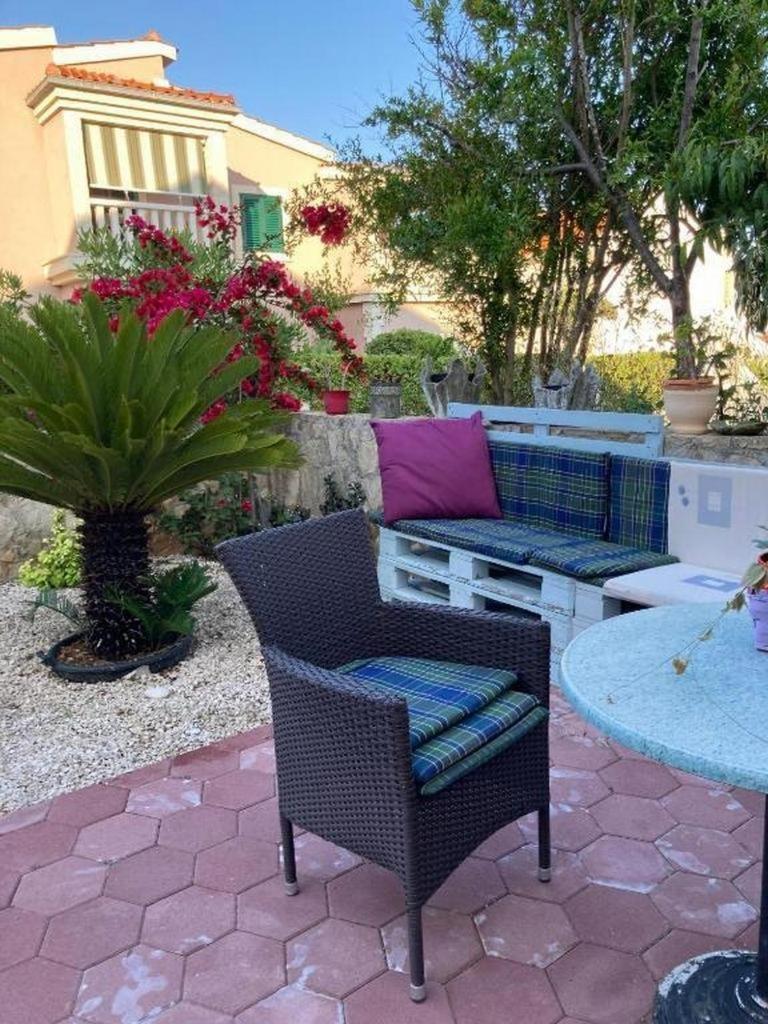 Apartments By The Sea Milna, Vis - 8896 Εξωτερικό φωτογραφία